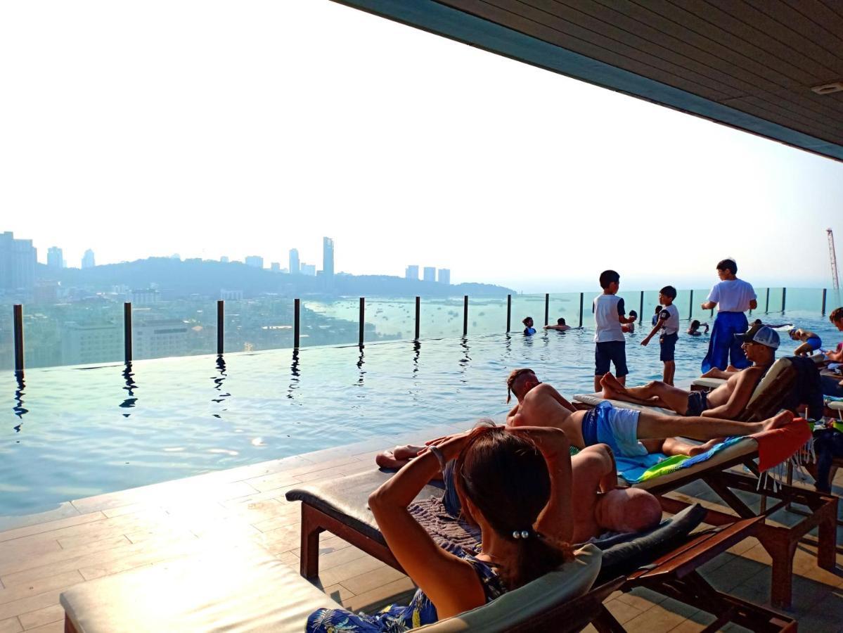 The Base Horizon Central Pattaya Εξωτερικό φωτογραφία